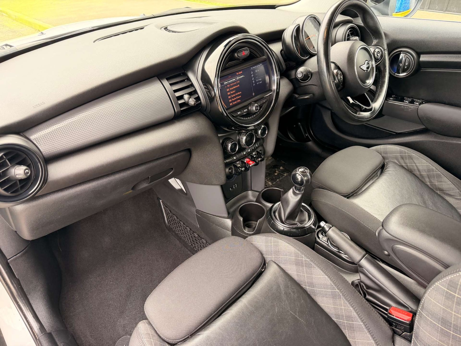 Used MINI Hatch 2015 for sale - 77735109: Photo 10