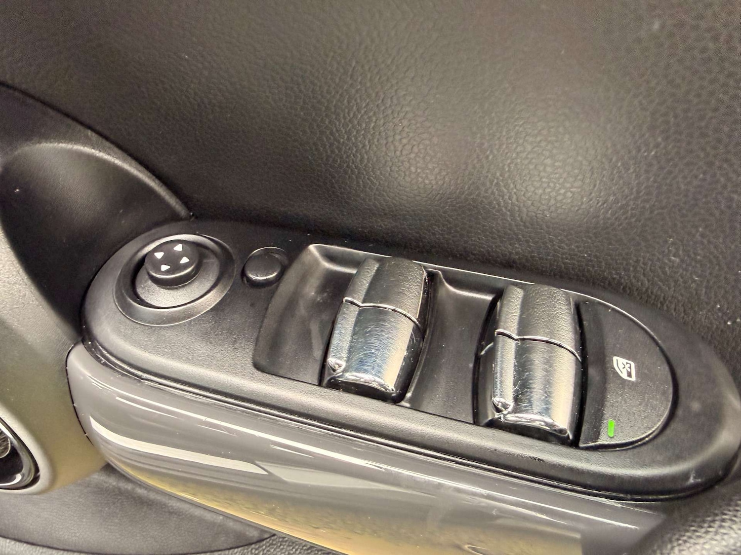 Used MINI Hatch 2015 for sale - 77735109: Photo 18