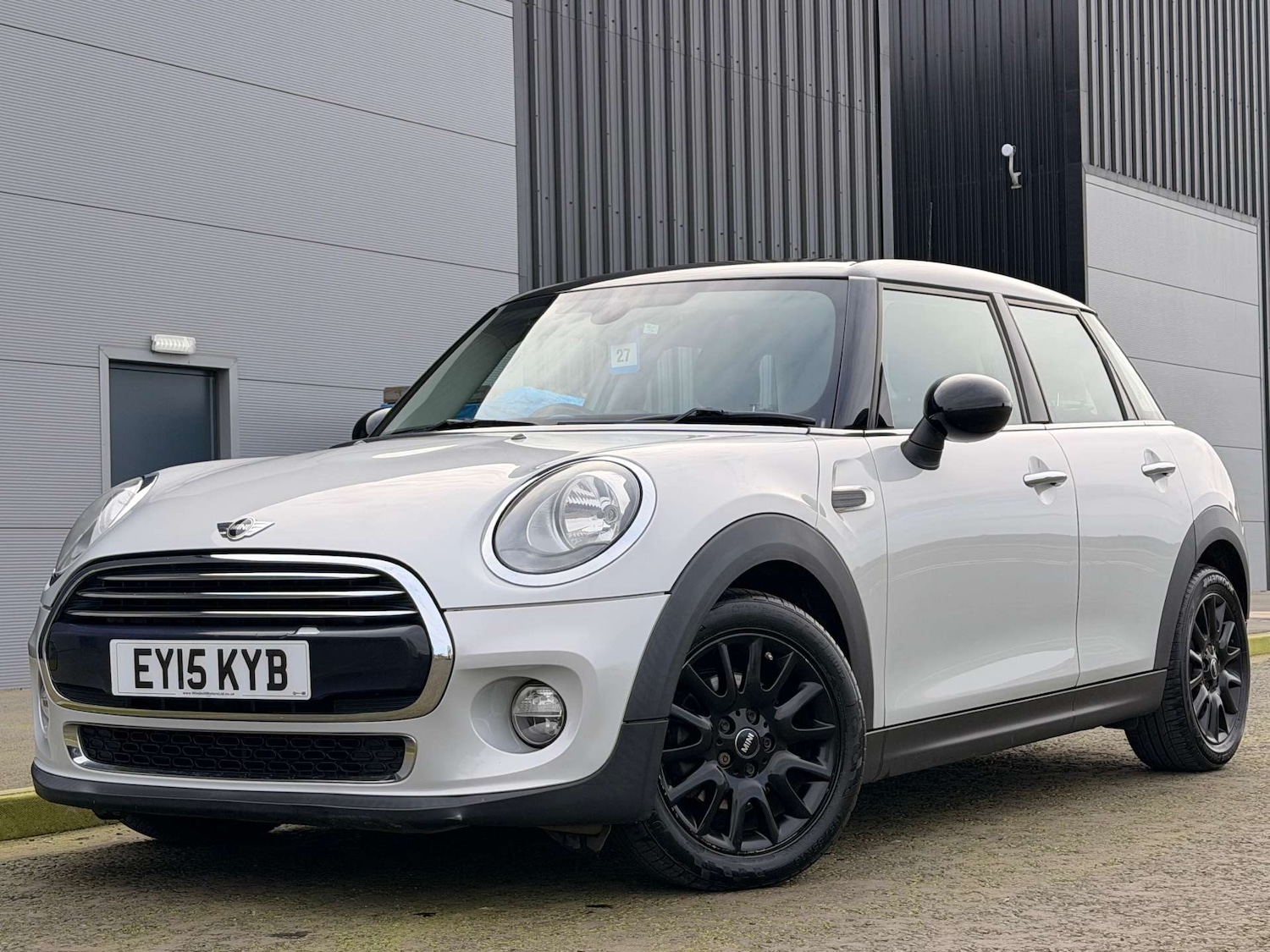 Used MINI Hatch 2015 for sale - 77735109: Photo 3