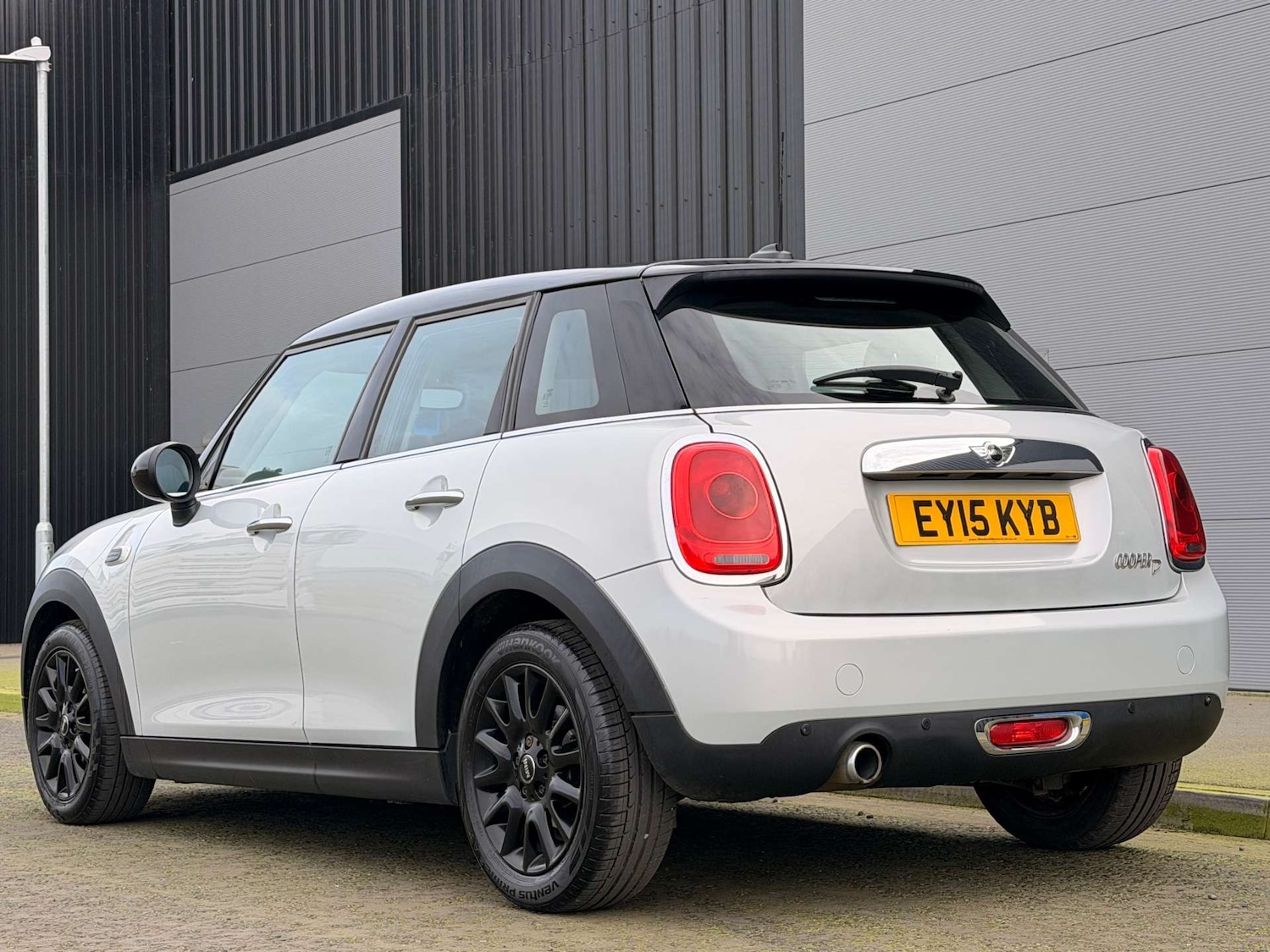 Used MINI Hatch 2015 for sale - 77735109: Photo 4