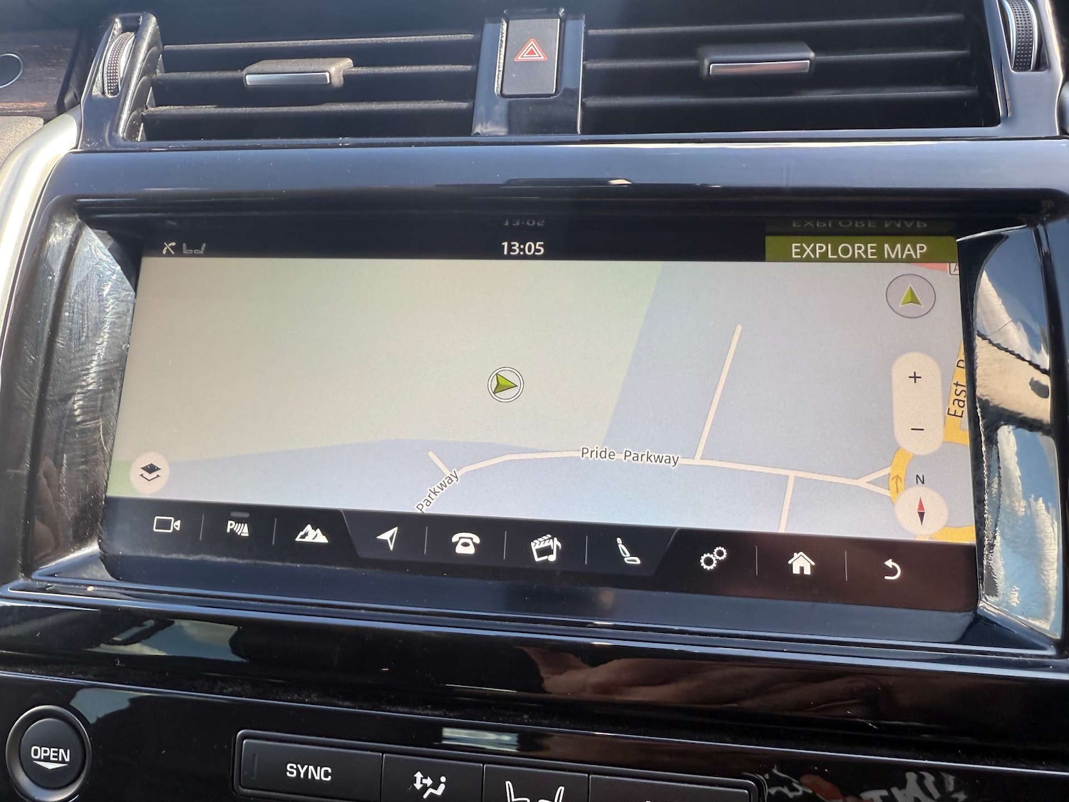 Used Land Rover Discovery 2018 for sale - 77656590: Photo 12