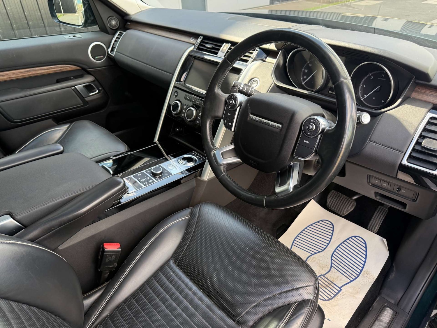 Used Land Rover Discovery 2018 for sale - 77656590: Photo 22