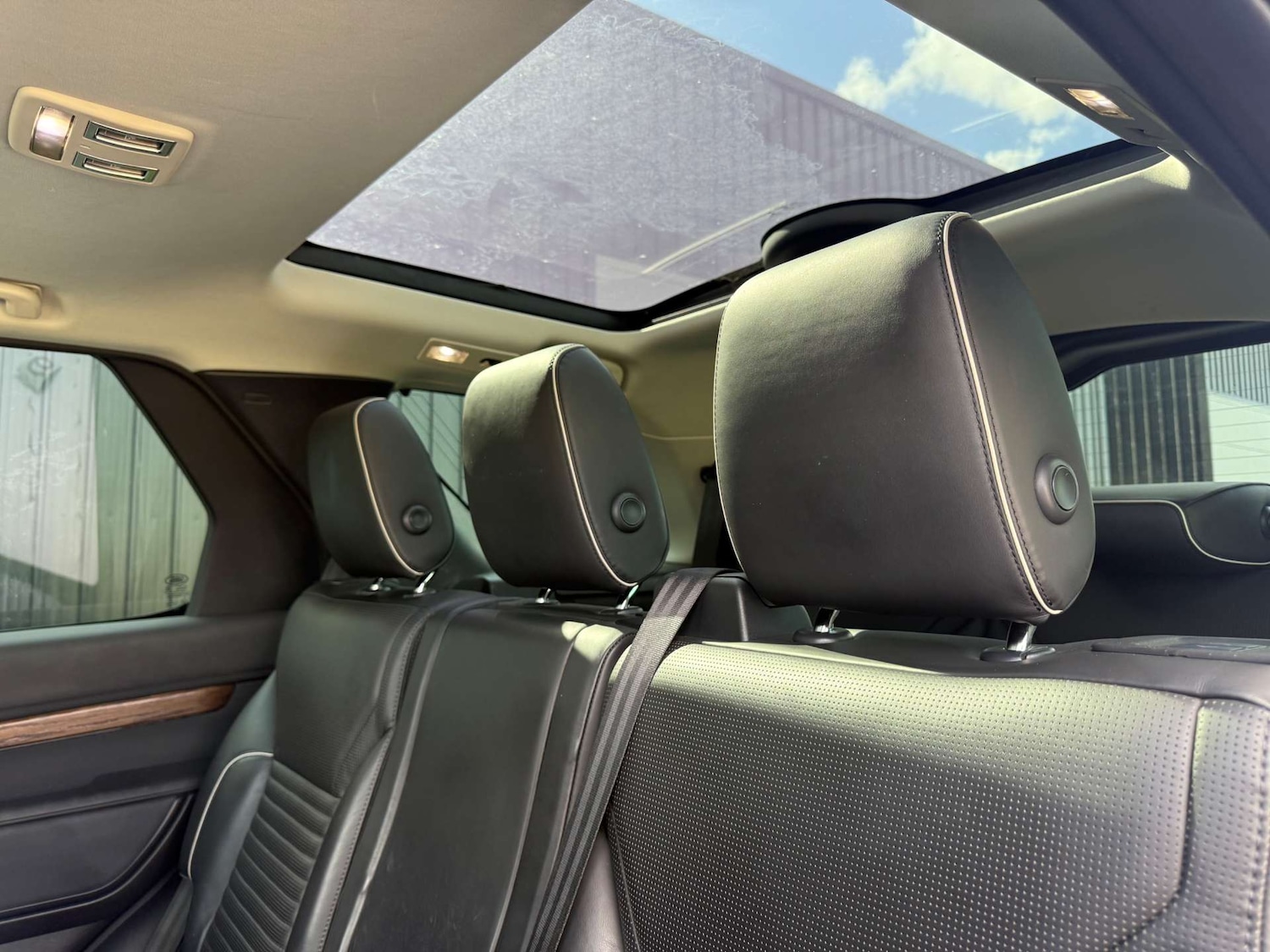 Used Land Rover Discovery 2018 for sale - 77656590: Photo 23