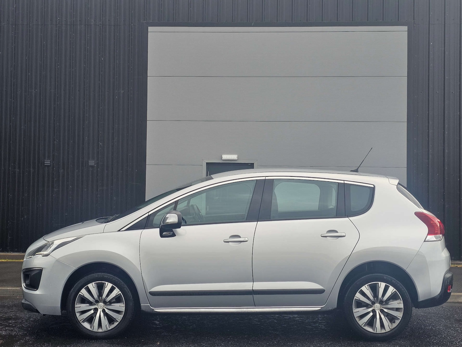 Used Peugeot 3008 2016 for sale - 76625842: Photo 5