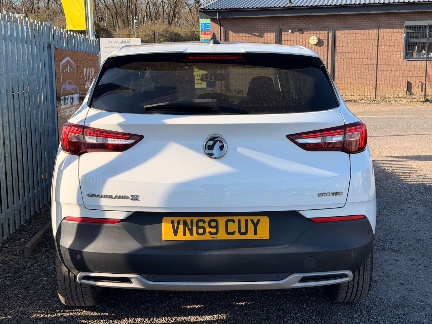 Used Vauxhall Grandland X 2019 for sale - 77976964: Photo 2