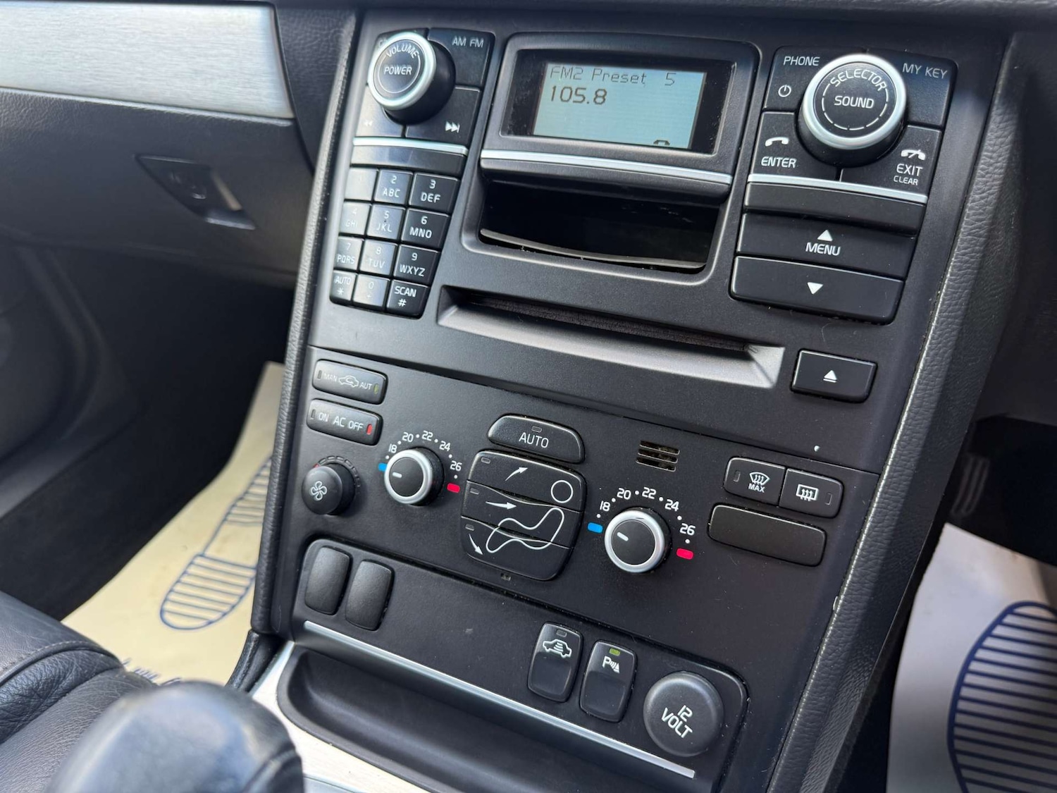 Used Volvo XC90 2014 for sale - 76281749: Photo 15