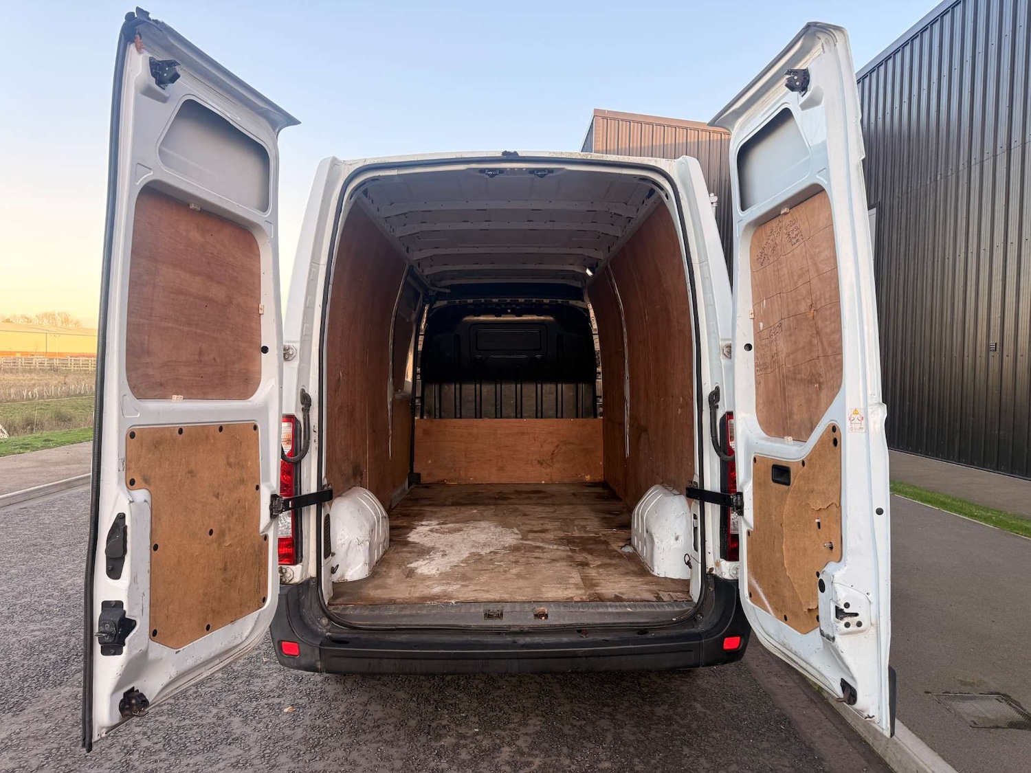 Used Vauxhall Movano 2015 for sale - 76558379: Photo 19