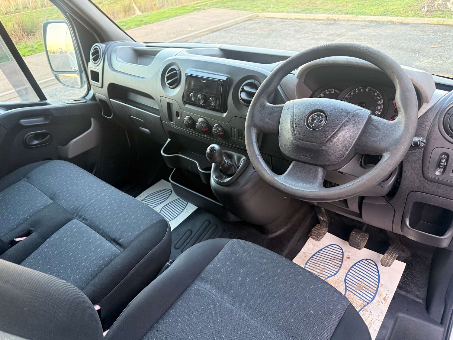 Used Vauxhall Movano 2015 for sale - 76558379: Photo 2