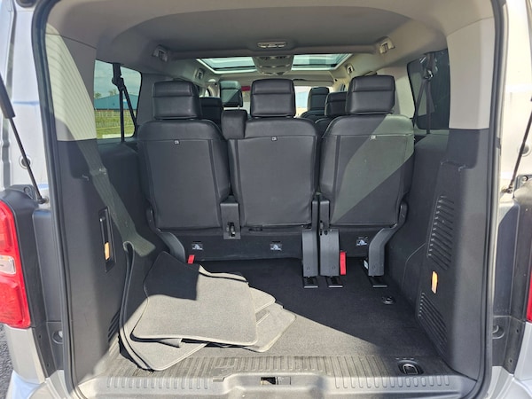 Used Peugeot Traveller 2018 for sale - 75666661: Photo 20