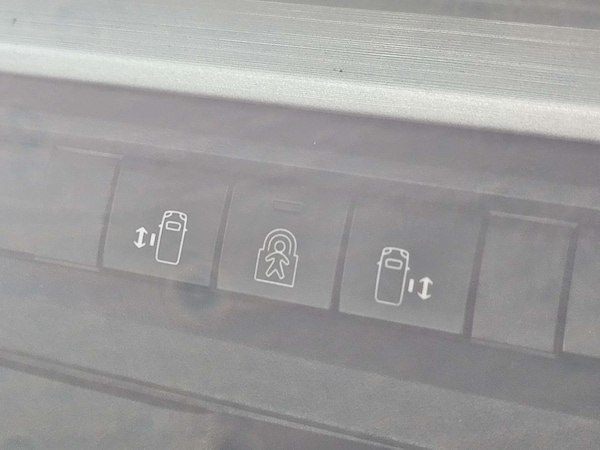 Used Peugeot Traveller 2018 for sale - 75666661: Photo 32