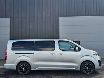 Used Peugeot Traveller 2018 for sale - 75666661: Photo