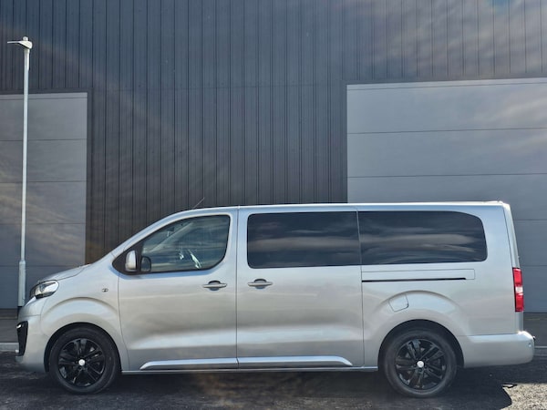 Used Peugeot Traveller 2018 for sale - 75666661: Photo 5