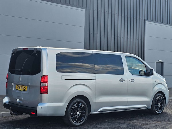 Used Peugeot Traveller 2018 for sale - 75666661: Photo 6