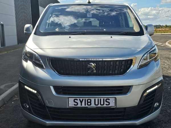 Used Peugeot Traveller 2018 for sale - 75666661: Photo 8