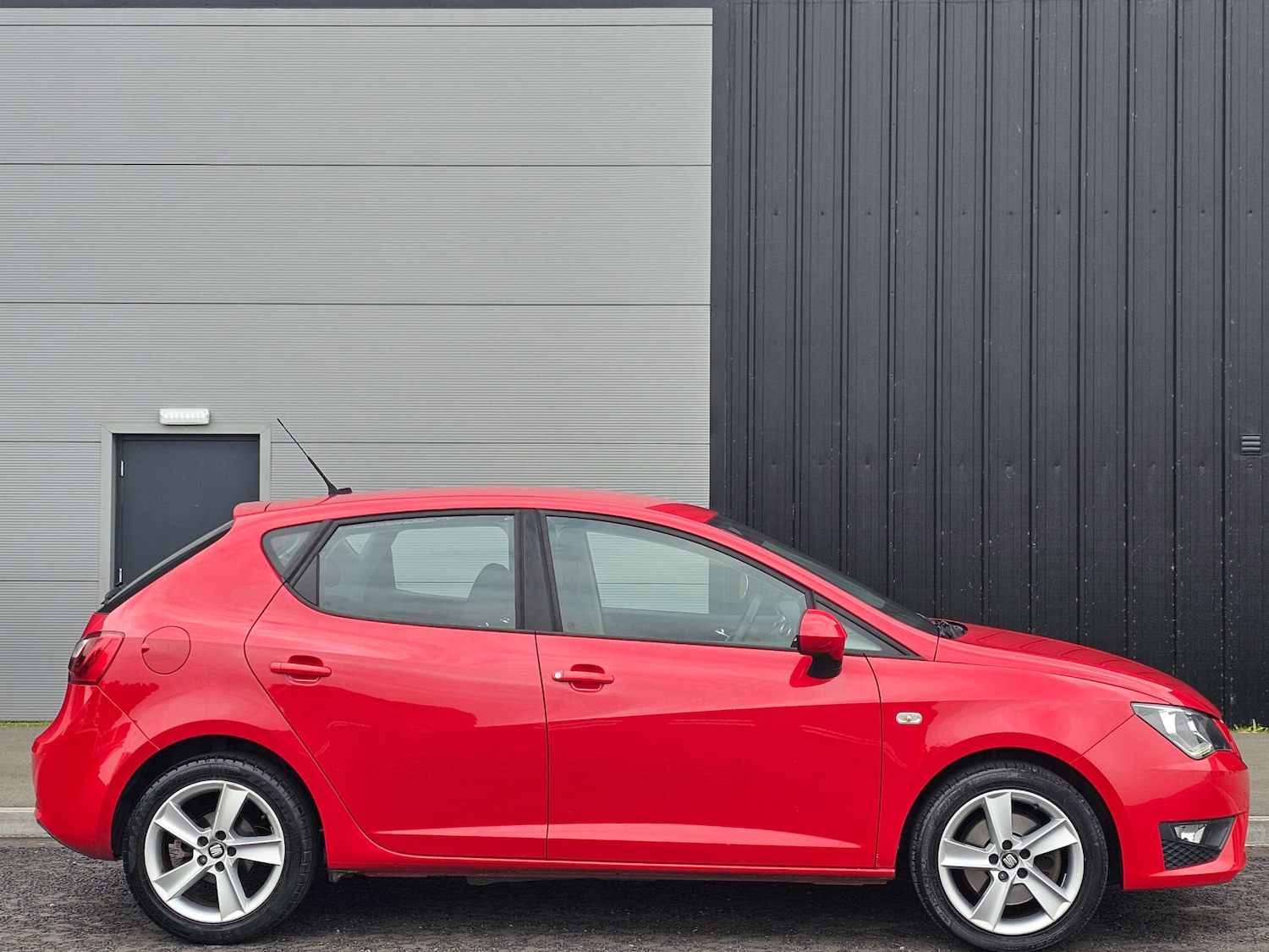Used SEAT Ibiza 2017 for sale - 76602028: Photo 4