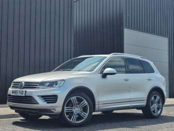 Used Volkswagen Touareg 2016 for sale - 74719421: Photo
