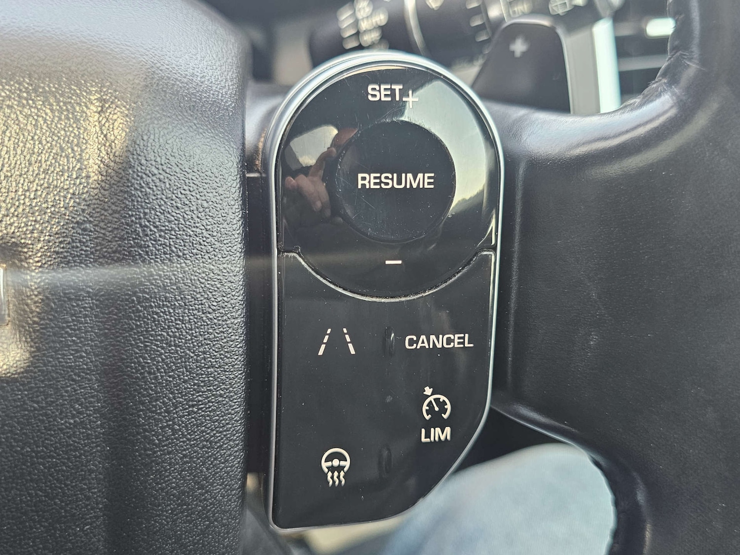 Used Land Rover Discovery 2019 for sale - 76601788: Photo 31