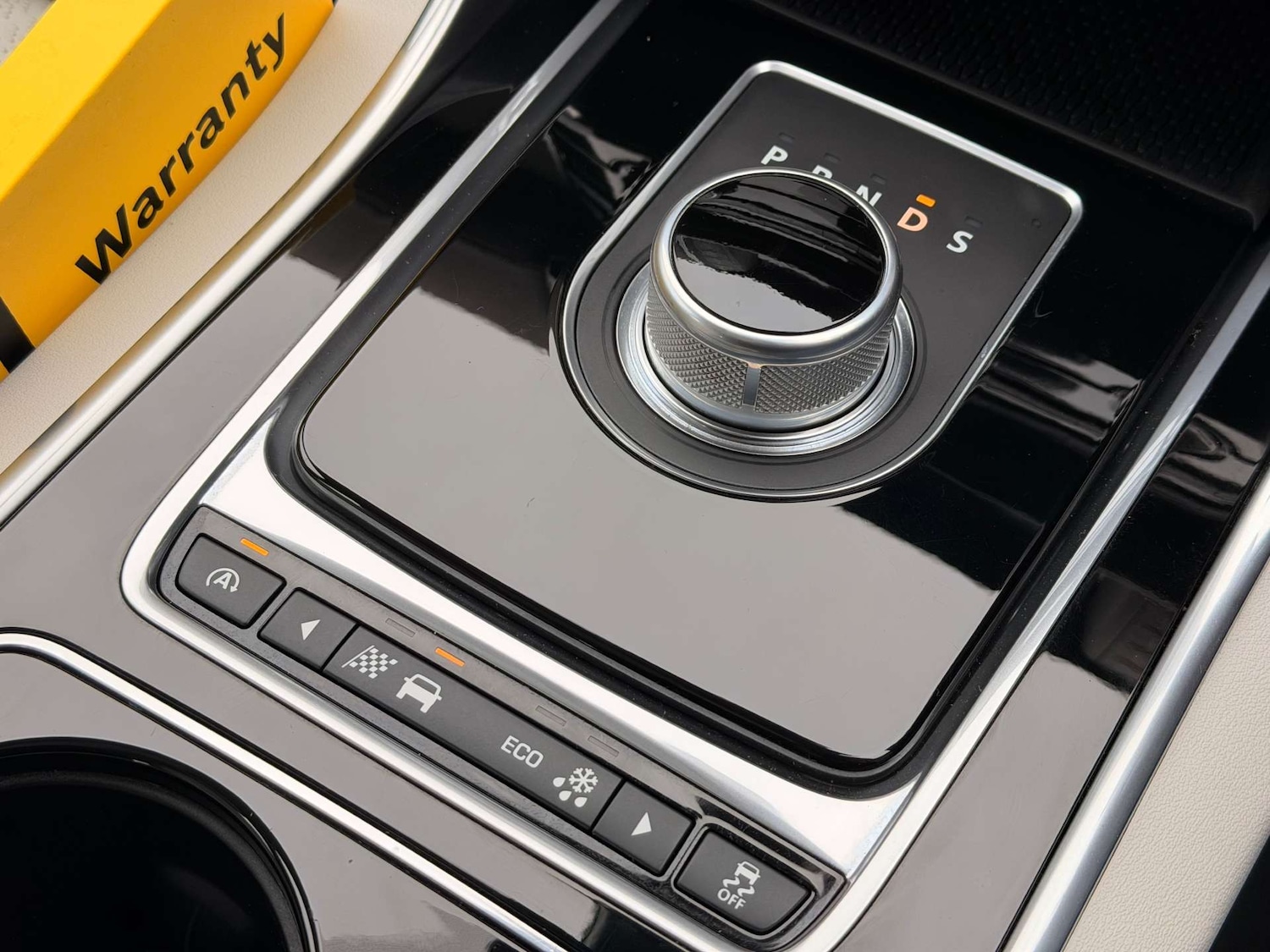 Used Jaguar XE 2016 for sale - 77688322: Photo 19