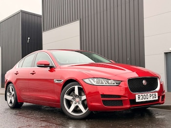 Used Jaguar XE 2016 for sale - 77688322: Photo