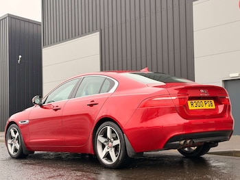 Used Jaguar XE 2016 for sale - 77688322: Photo
