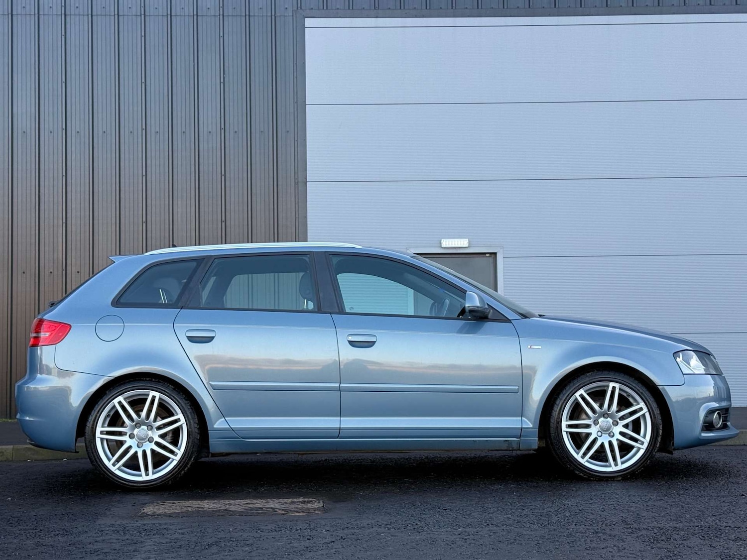 Used Audi A3 2010 for sale - 76654268: Photo 7