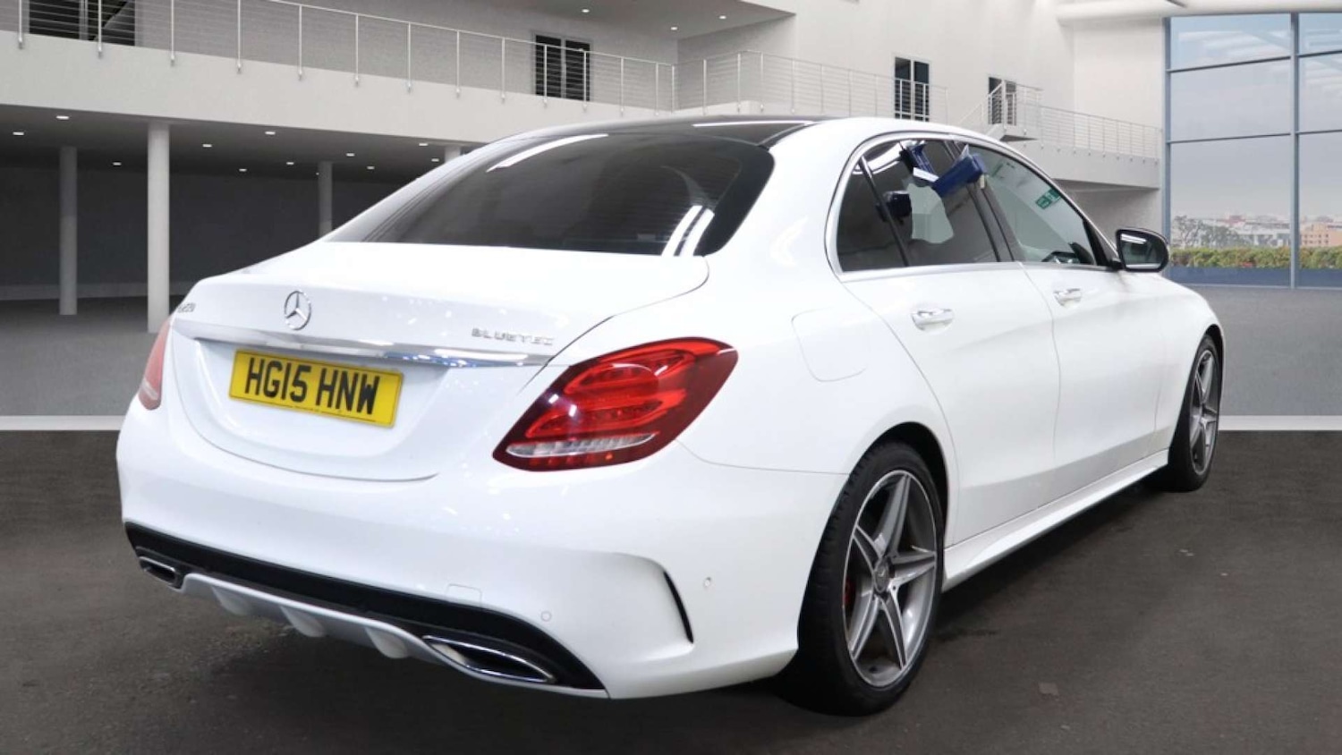 Used Mercedes-Benz C Class 2015 for sale - 77708242: Photo 4