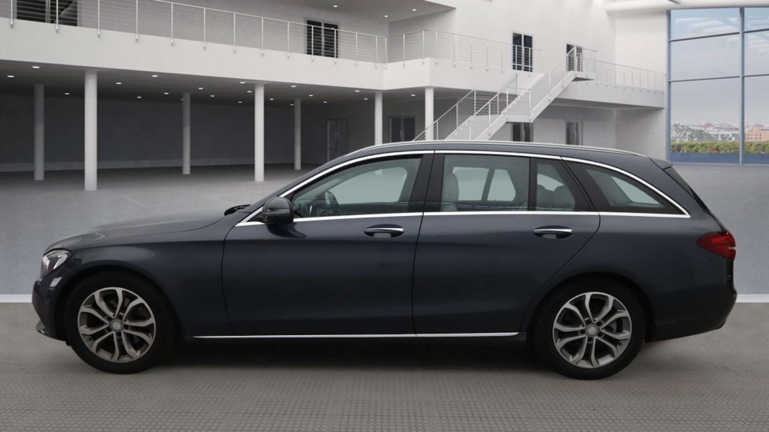 Used Mercedes-Benz C Class 2015 for sale - 77558200: Photo 12