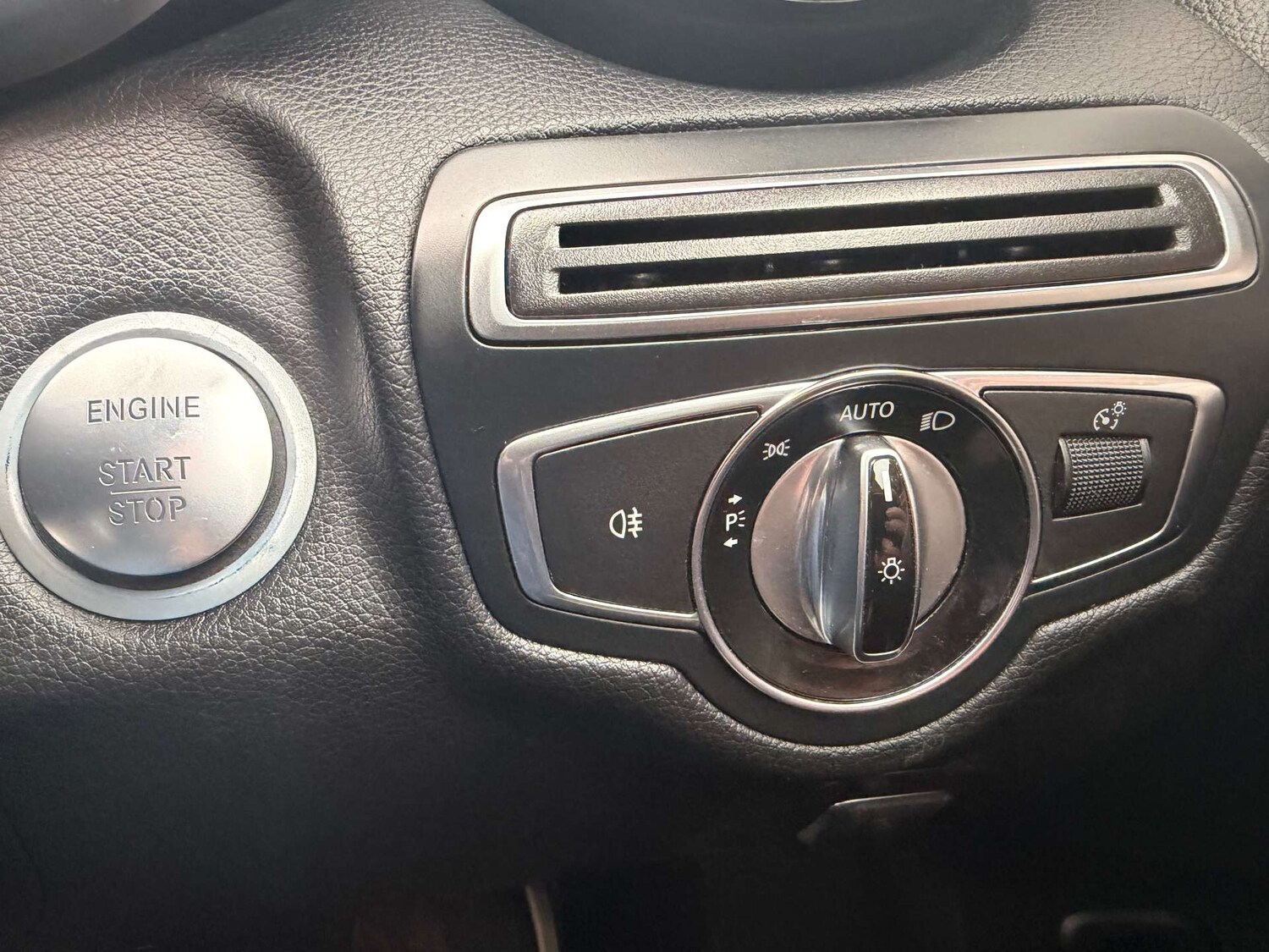 Used Mercedes-Benz C Class 2015 for sale - 77558200: Photo 20