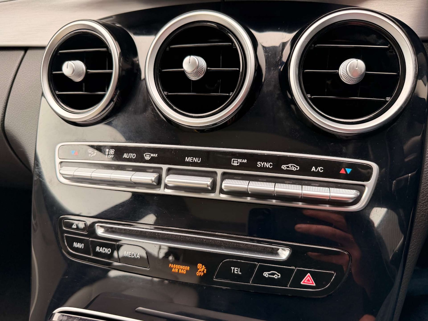 Used Mercedes-Benz C Class 2015 for sale - 77558200: Photo 25