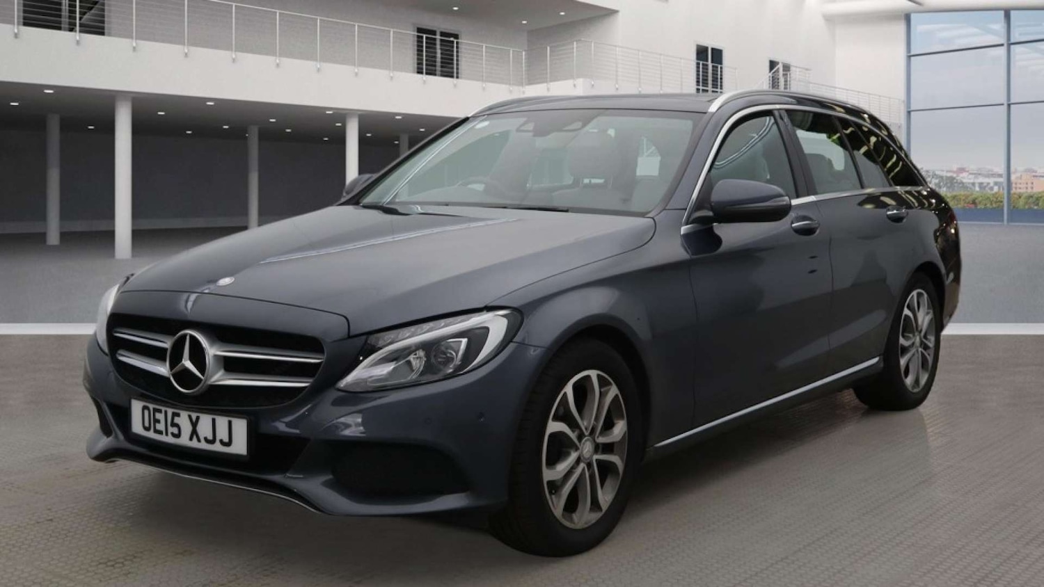 Used Mercedes-Benz C Class 2015 for sale - 77558200: Photo 8