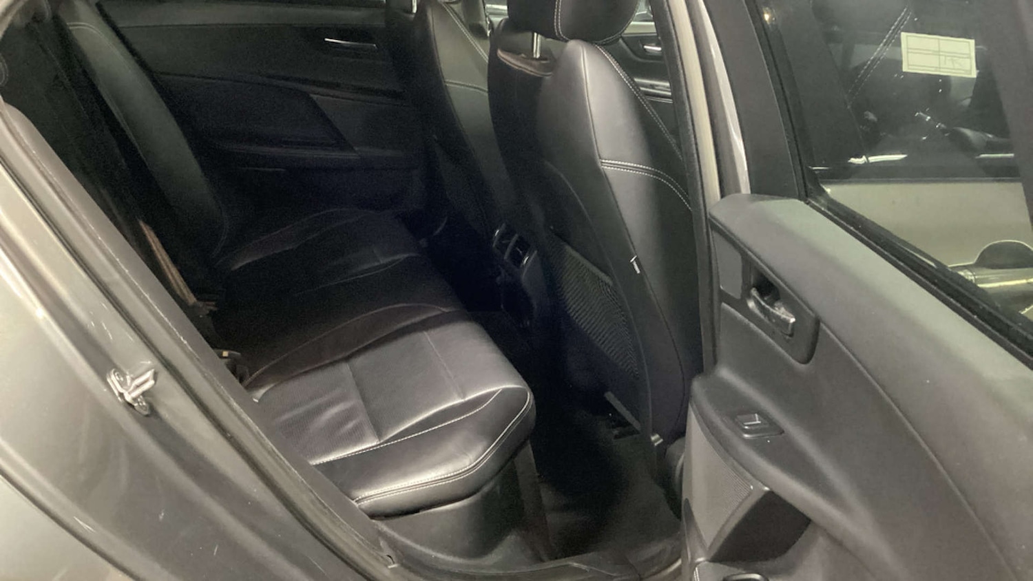 Used Jaguar XE 2017 for sale - 76159807: Photo 7