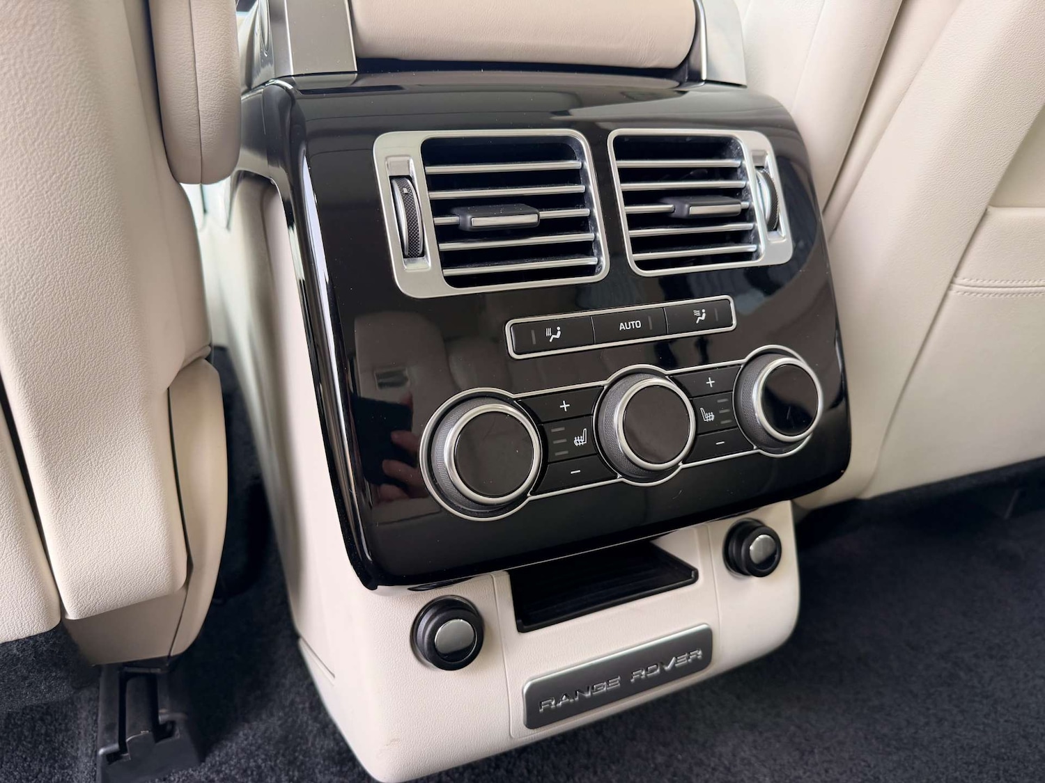 Used Land Rover Range Rover 2015 for sale - 77420247: Photo 30