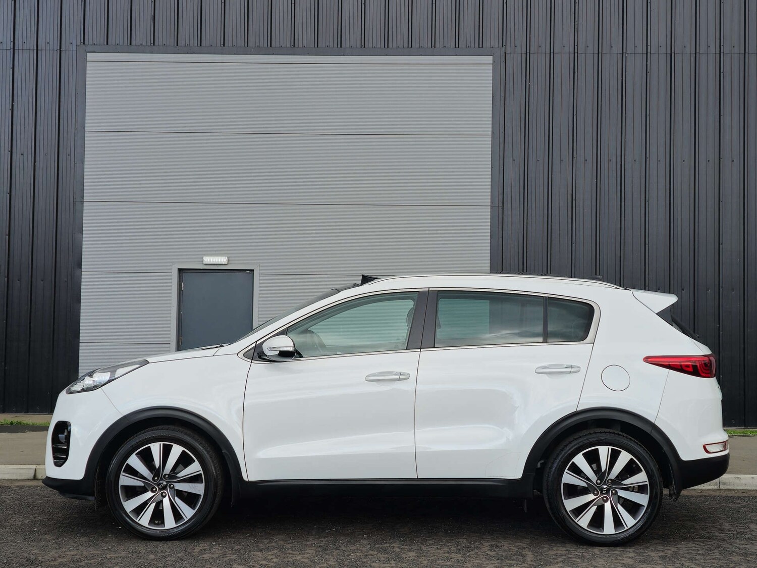 Used Kia Sportage 2017 for sale - 76322877: Photo 4