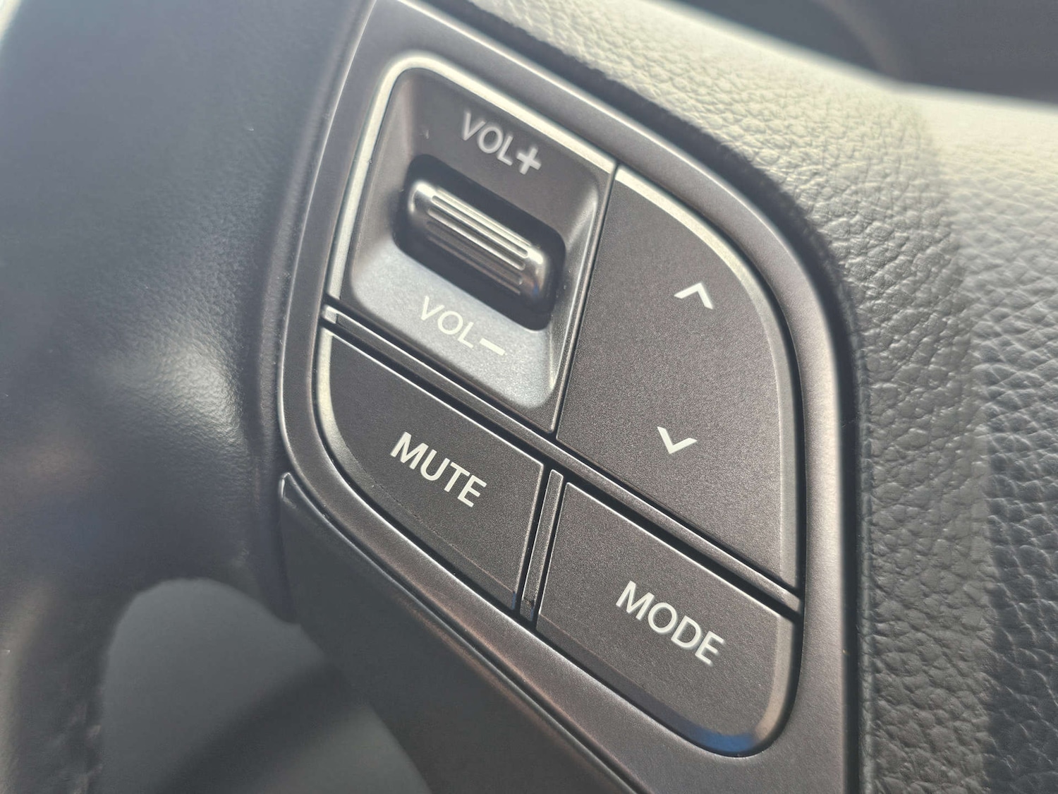 Used Hyundai Santa Fe 2014 for sale - 75933685: Photo 17