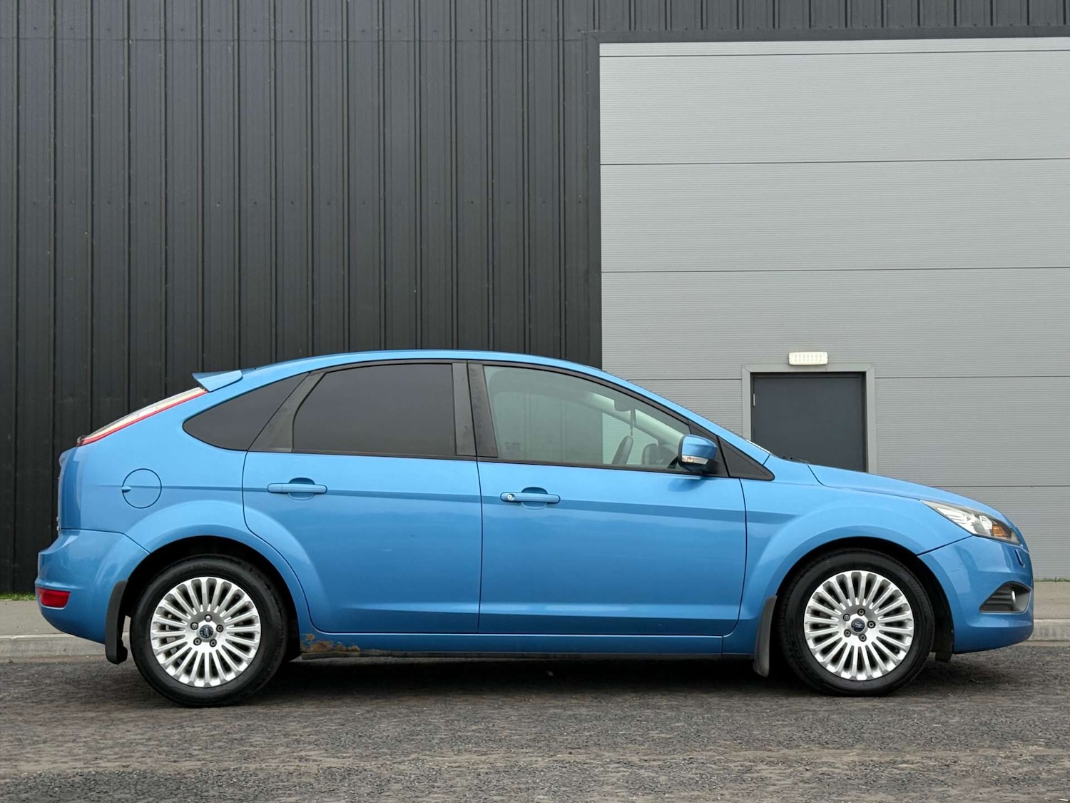 Used Ford Focus 2008 for sale - 76280399: Photo 4