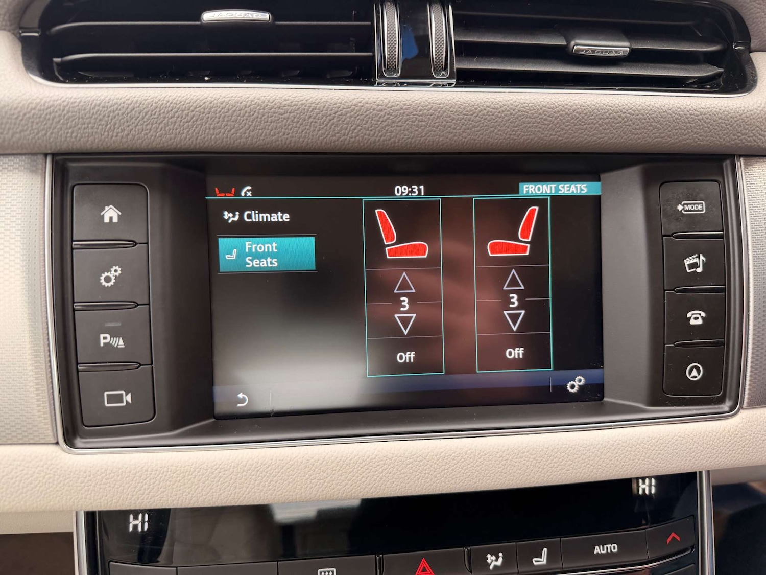 Used Jaguar XF 2017 for sale - 77632207: Photo 13