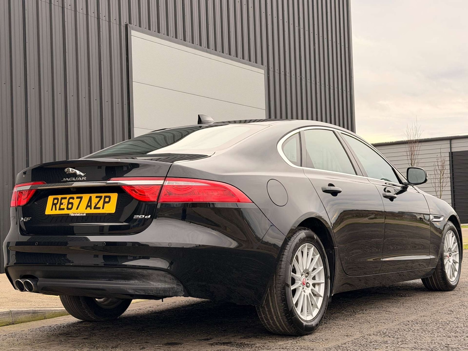 Used Jaguar XF 2017 for sale - 77632207: Photo 5