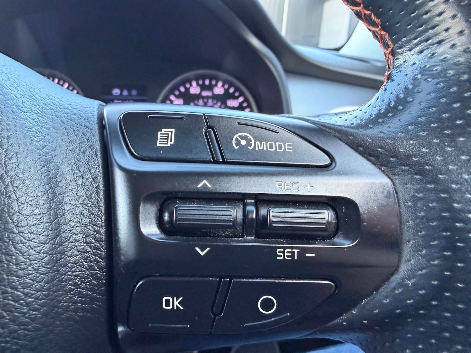 Used Kia Stonic 2017 for sale - 77975429: Photo 19