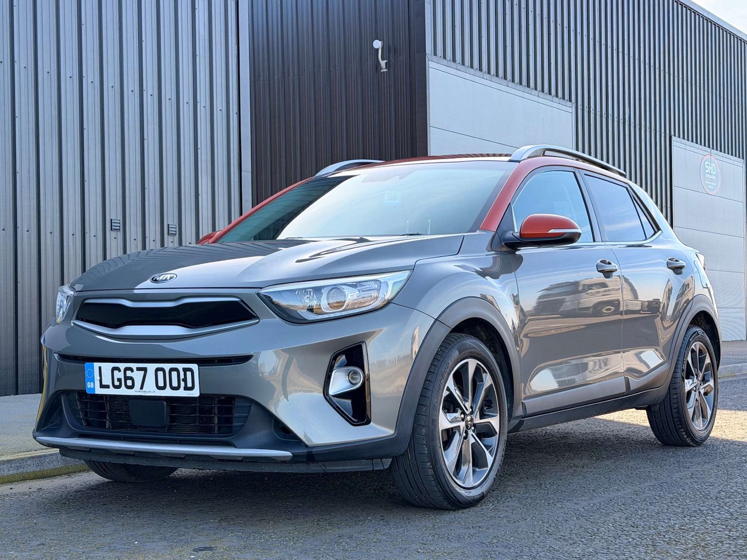 Used Kia Stonic 2017 for sale - 77975429: Photo 2