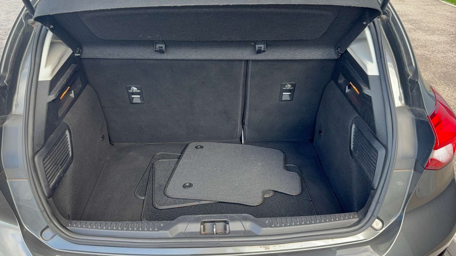 Used Ford Focus 2019 for sale - 76748555: Photo 19