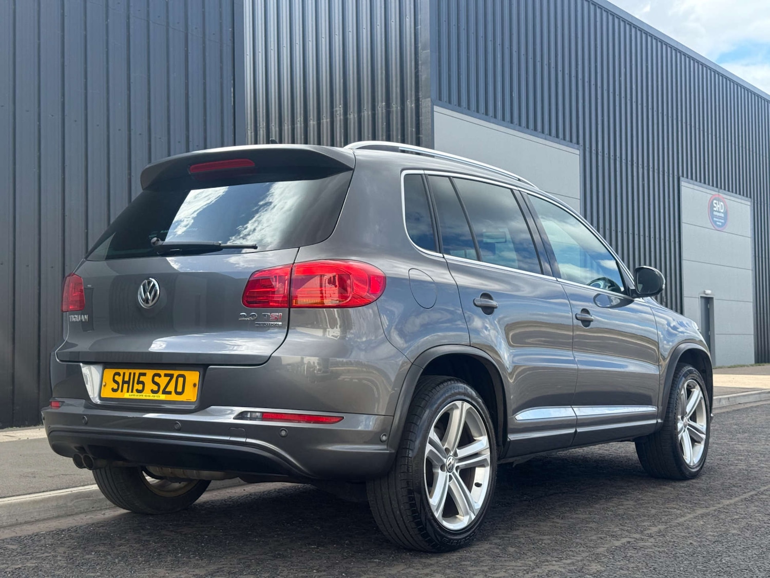 Used Volkswagen Tiguan 2015 for sale - 77364260: Photo 4