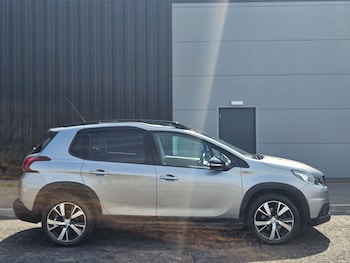 Used Peugeot 2008 2017 for sale - 75394156: Photo
