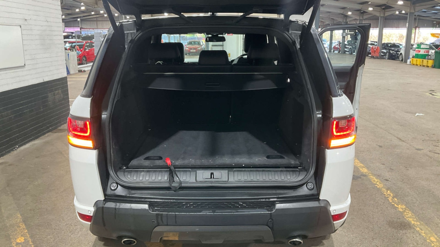 Used Land Rover Range Rover Sport 2016 for sale - 77234126: Photo 10