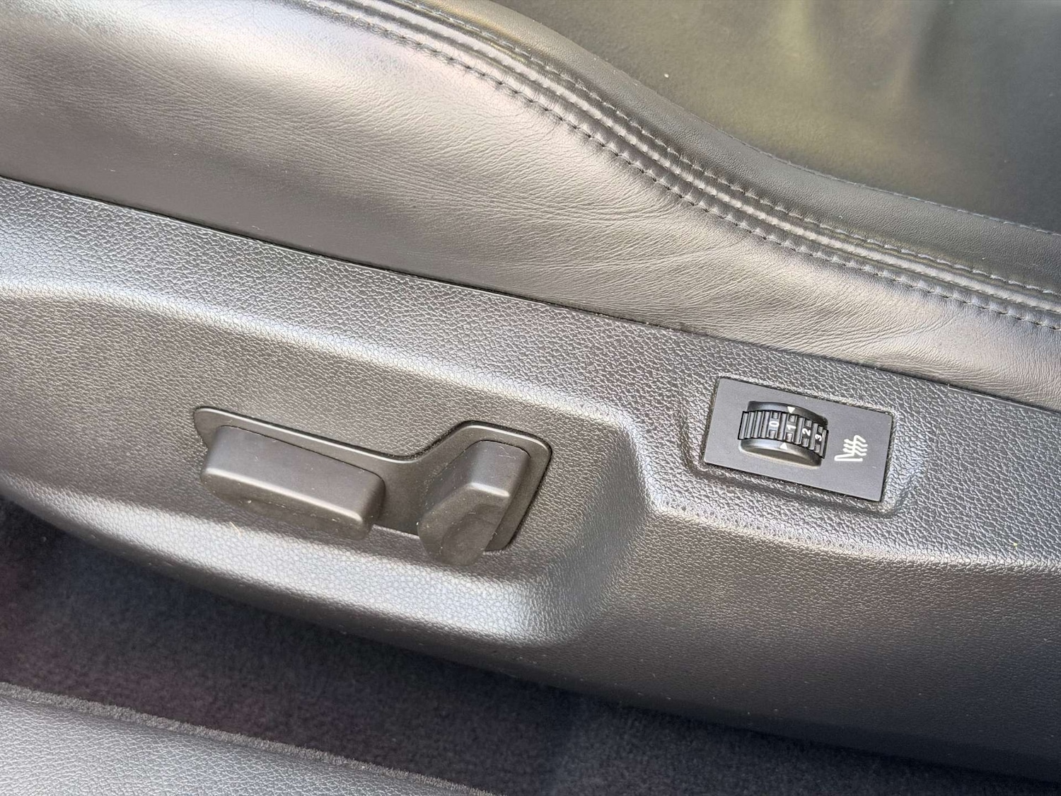 Used Peugeot RCZ 2013 for sale - 77165458: Photo 10