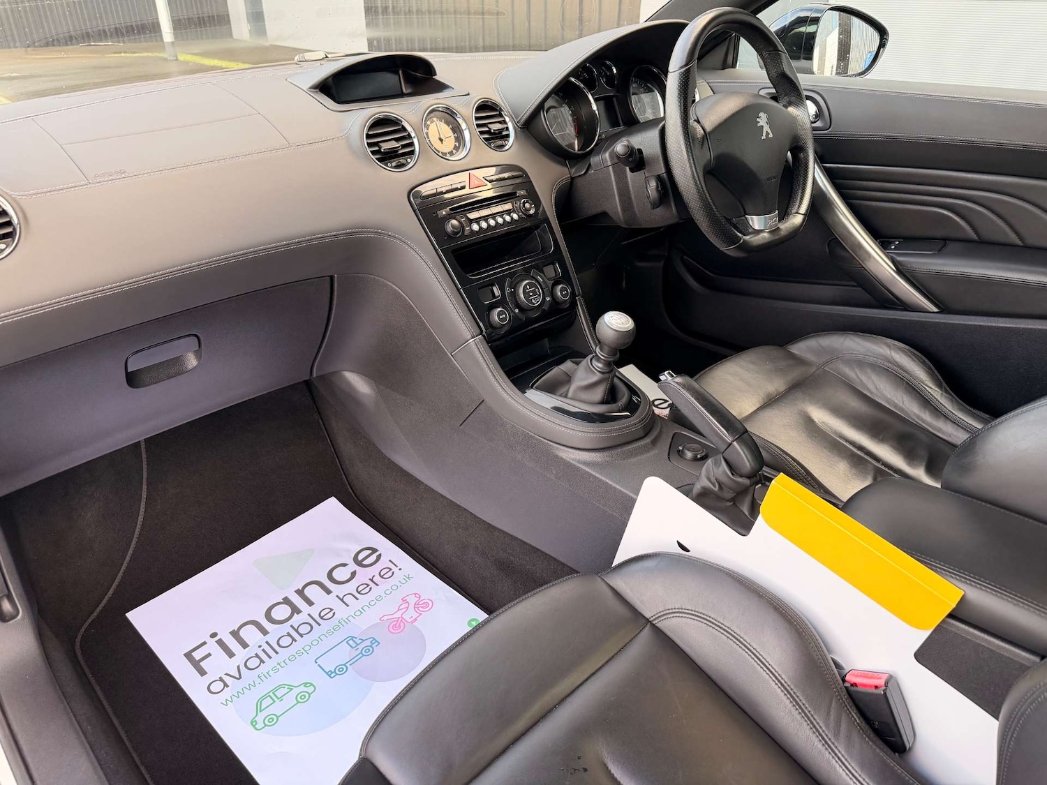 Used Peugeot RCZ 2013 for sale - 77165458: Photo 2