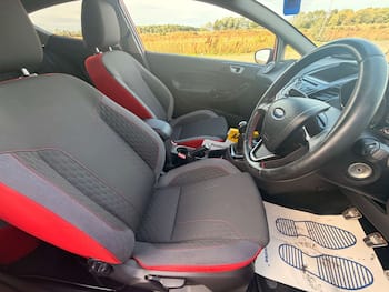 Used Ford Fiesta 2016 for sale - 79754397: Photo