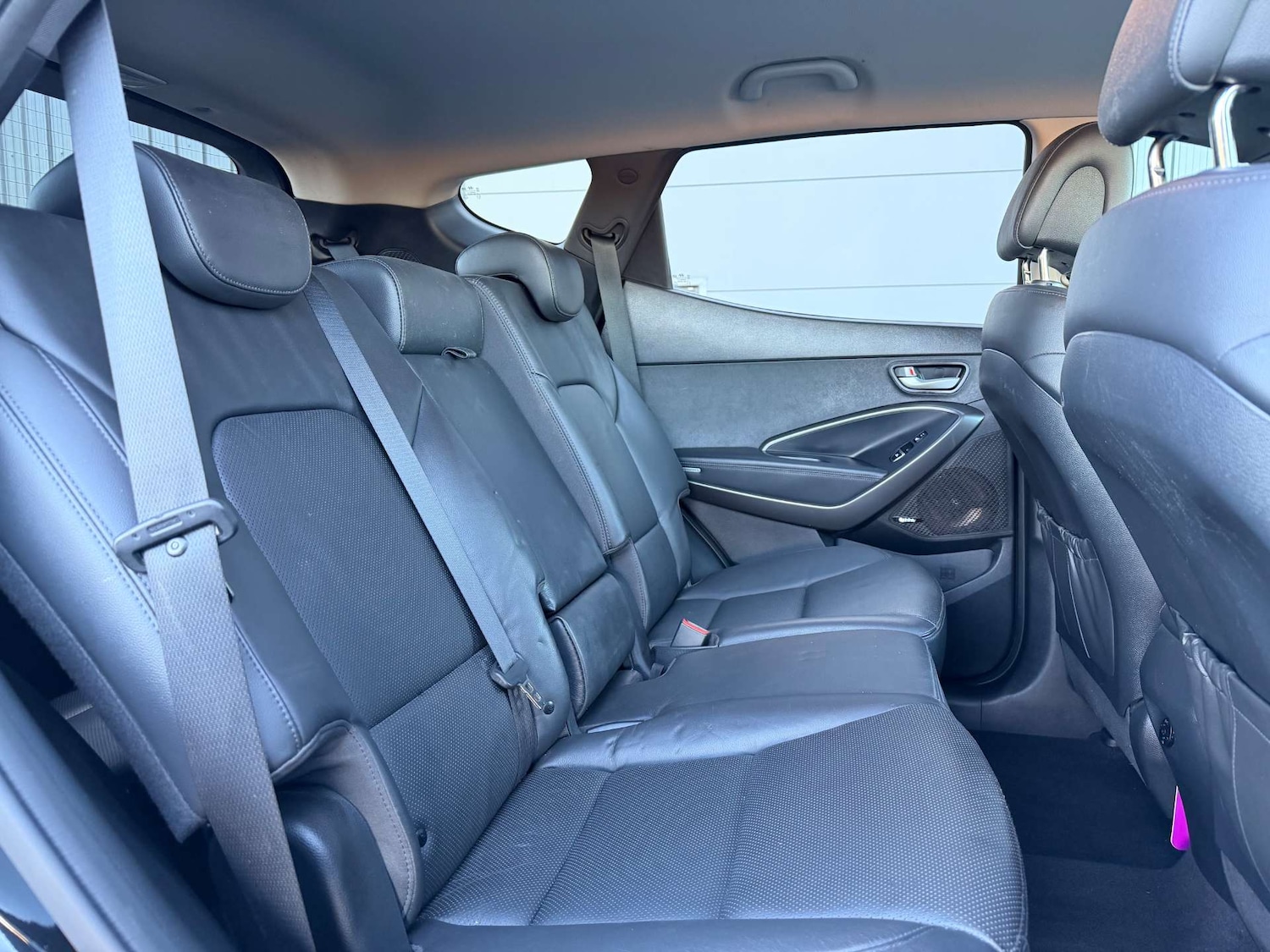 Used Hyundai Santa Fe 2015 for sale - 76735833: Photo 18