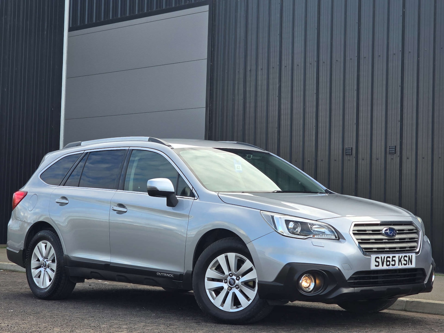 Used Subaru Outback 2015 for sale - 76231906: Photo 1