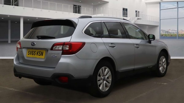 Used Subaru Outback 2015 for sale - 76231906: Photo 4