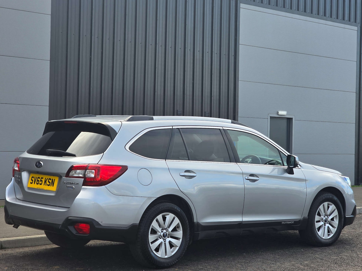 Used Subaru Outback 2015 for sale - 76231906: Photo 5